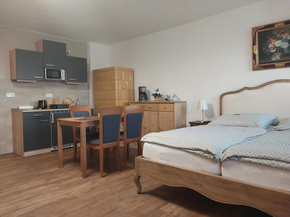 Jennys Hofladen Lägenhet Usedom Town Exteriör bild